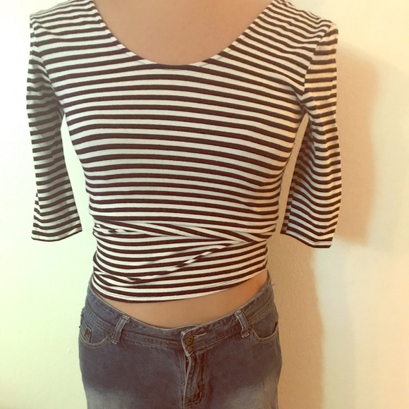Striped low back top n shorts - Picture 1 of 2